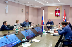 Встреча Губернатора Дмитрия Махонина с представителями краевых общественных организаций по вопросу мер поддержки участников СВО и их семей