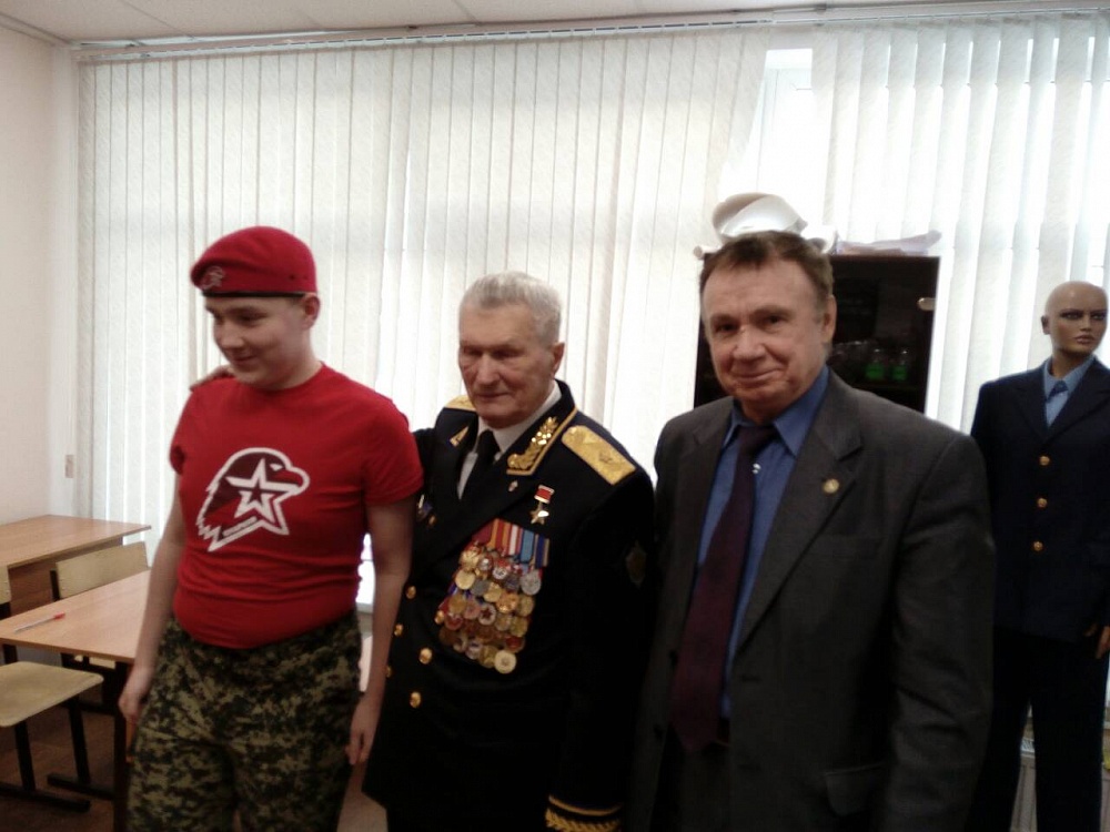 Встреча Героя Советского Союза Зайцева Г.Н. с учащимися полицейской подготовки школы № 136 г.Перми