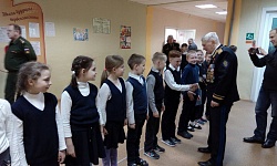 Встреча Героя Советского Союза Зайцева Г.Н. с учащимися полицейской подготовки школы № 136 г.Перми