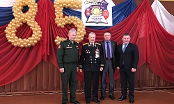 Герой Советского Союза Зайцев Г.Н. на праздновании юбилея Ляминской школы